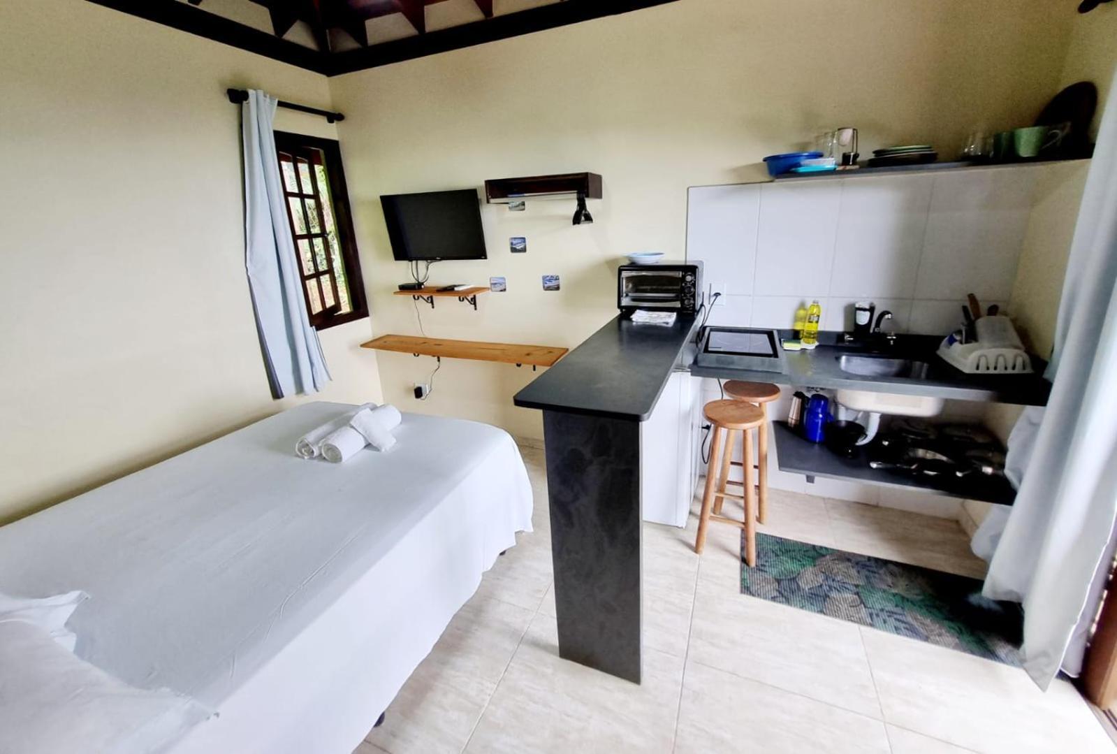 Burung Flats Itamambuca - Hospedagem Com Vista Para O Mar อูบาตูบา ภายนอก รูปภาพ