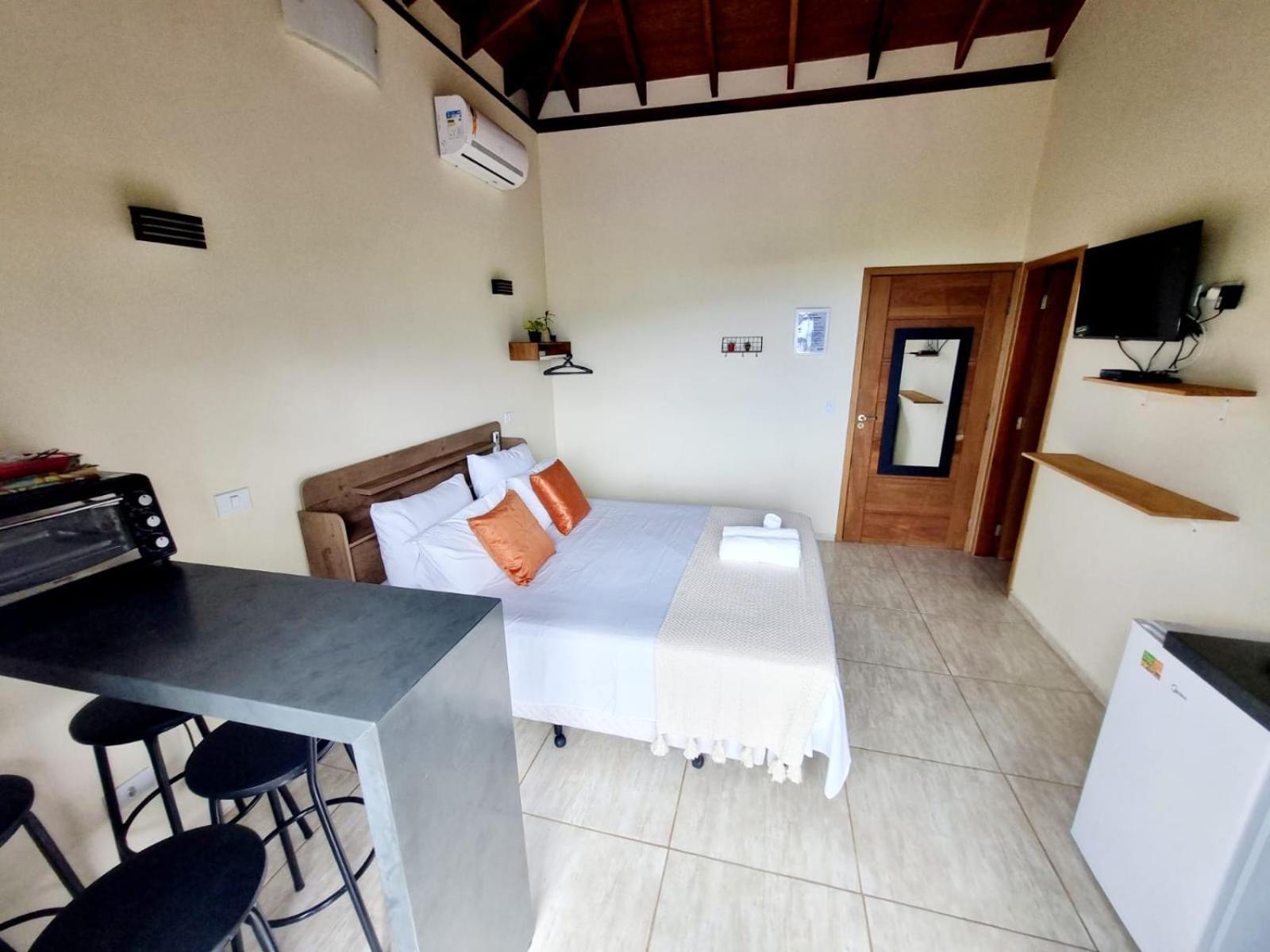Burung Flats Itamambuca - Hospedagem Com Vista Para O Mar อูบาตูบา ภายนอก รูปภาพ