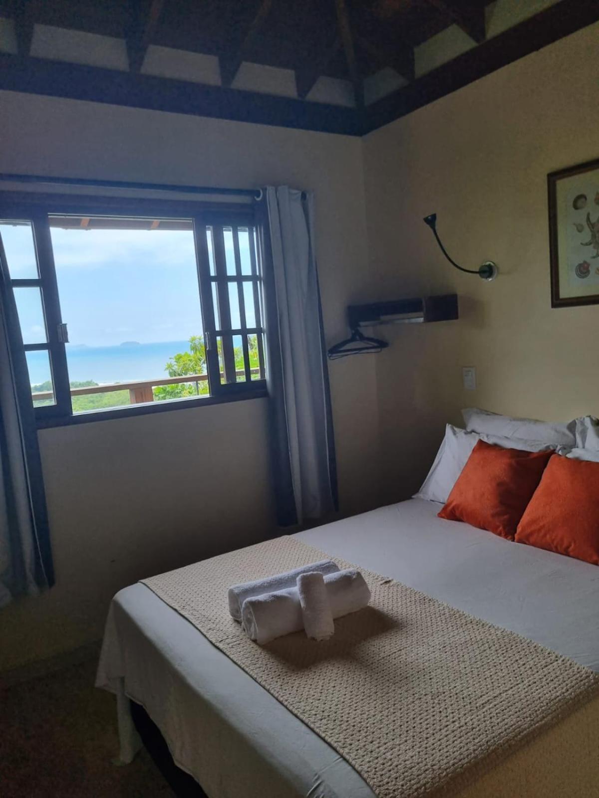 Burung Flats Itamambuca - Hospedagem Com Vista Para O Mar อูบาตูบา ภายนอก รูปภาพ
