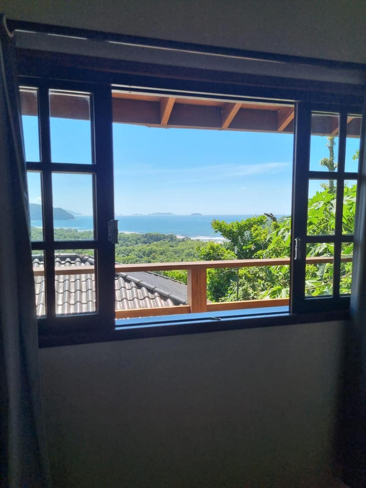 Burung Flats Itamambuca - Hospedagem Com Vista Para O Mar อูบาตูบา ภายนอก รูปภาพ